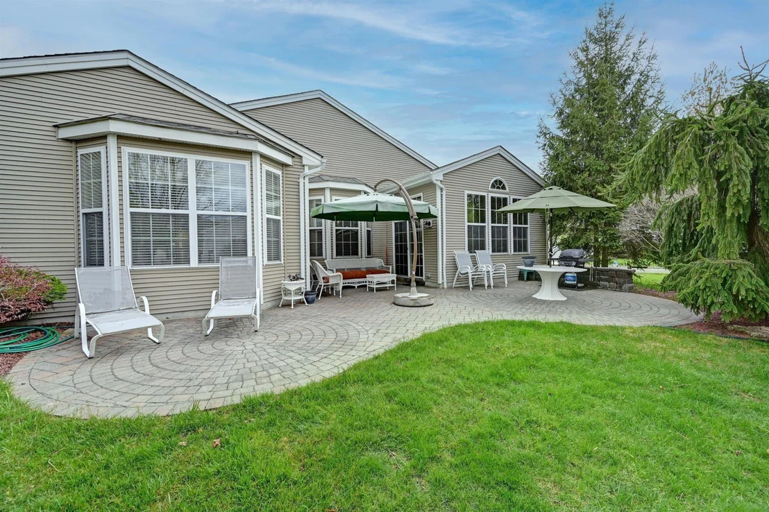 Photo of 41 Portchester Drive