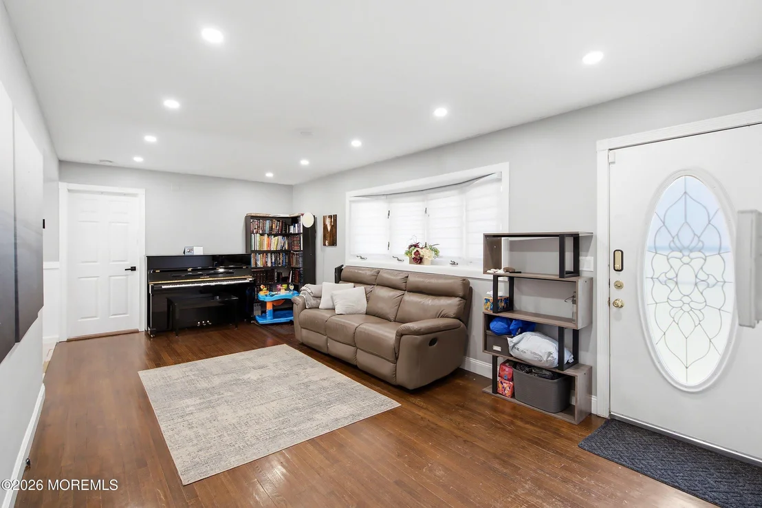 Photo of 20 Western Drive