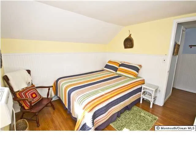 Photo of 143 Abbott Avenue