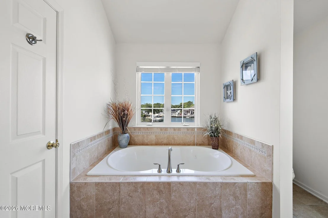 Photo of 40 Overlook Drive