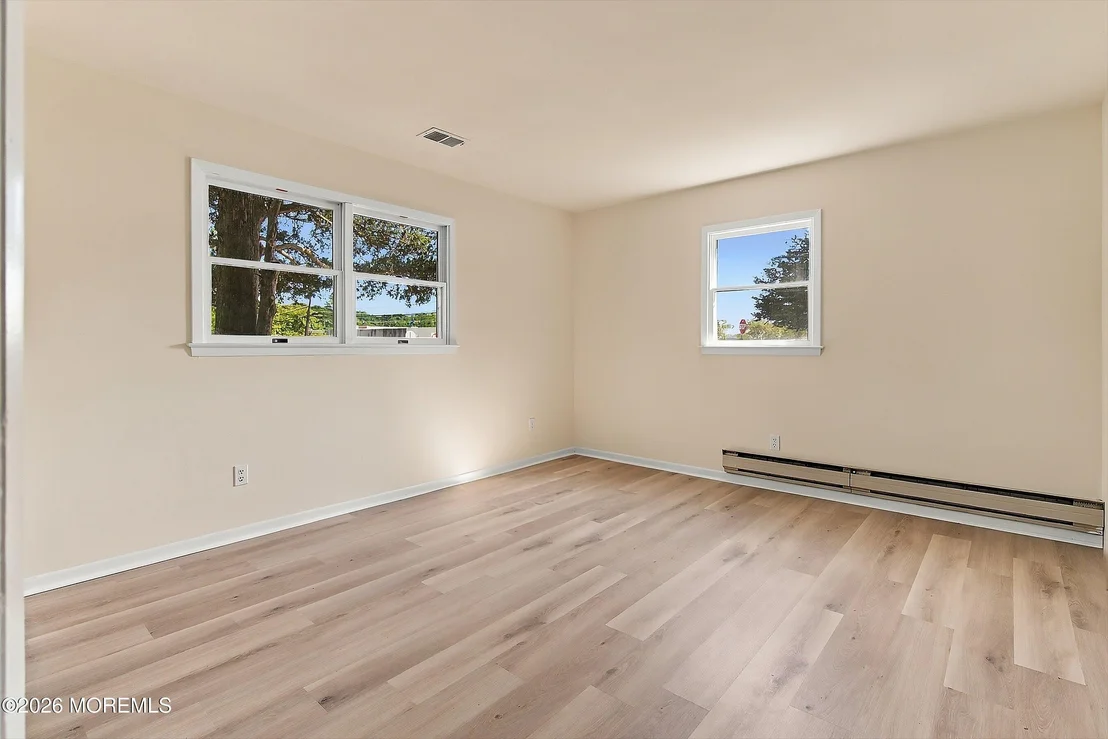 Photo of 296 Lake Shore Drive
