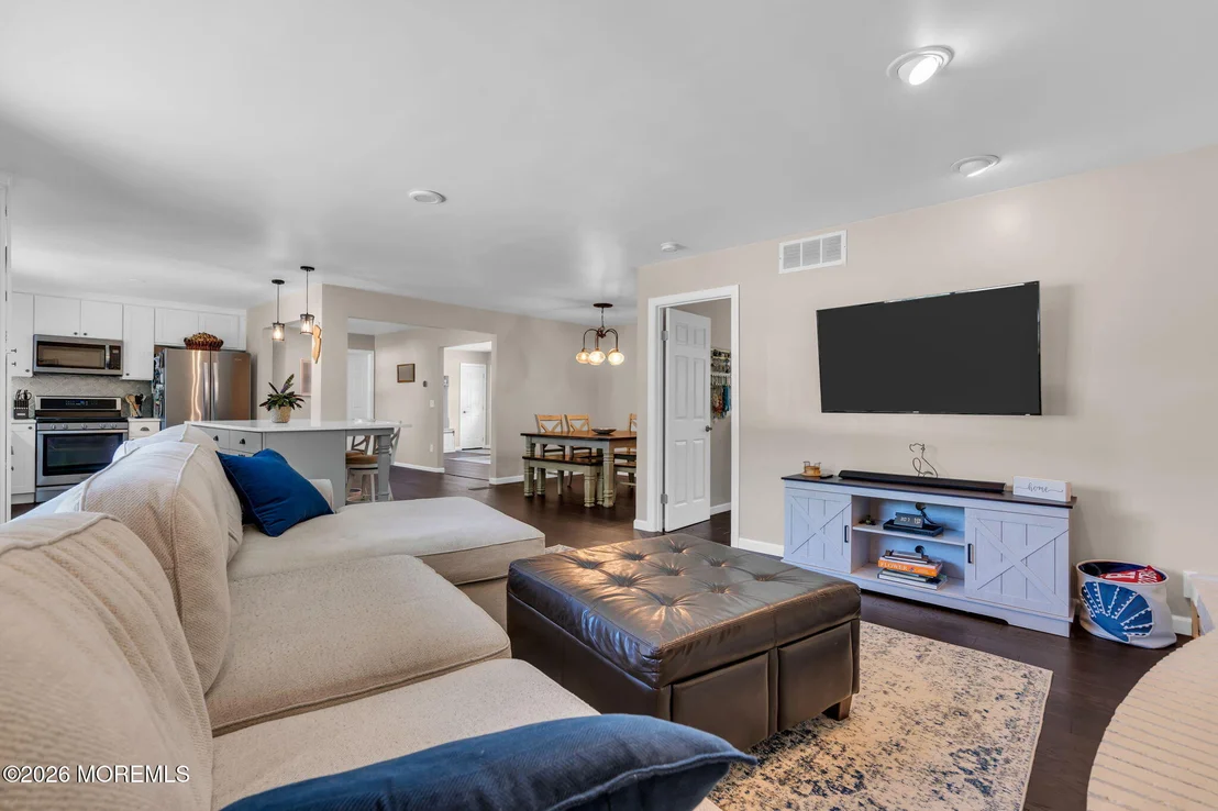 Photo of 1126 Overlook Drive