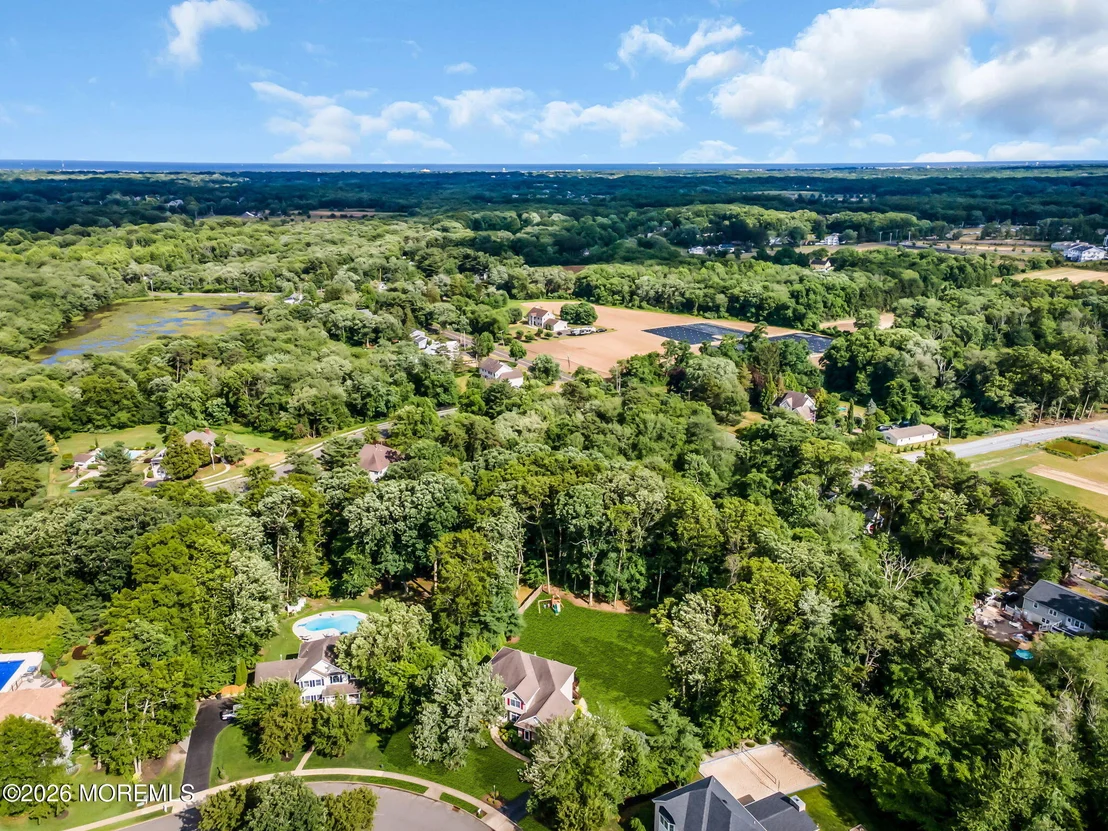 Photo of 2093 Overbrook Drive