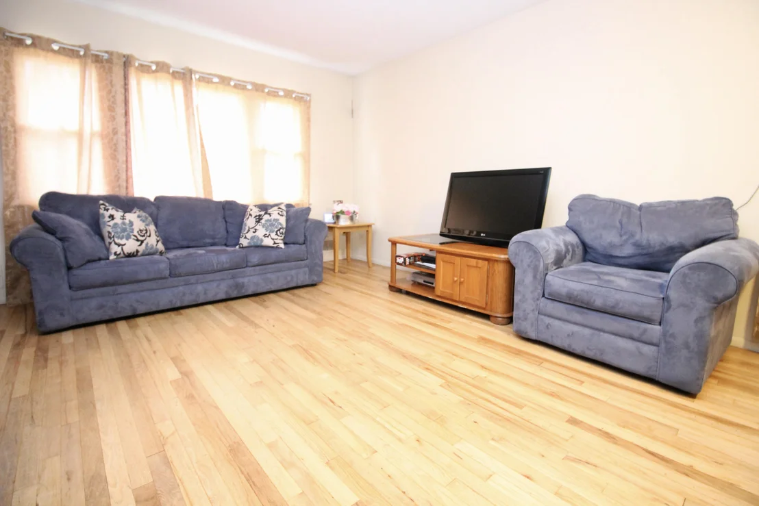 Photo of 1310 Emma Place