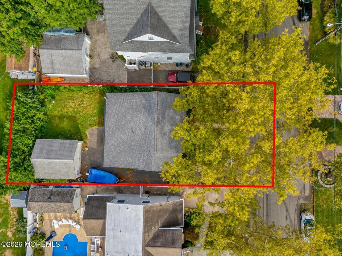 Photo of 303 Cedar Avenue