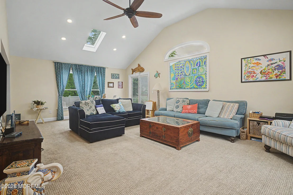 Photo of 43 Tremont Drive