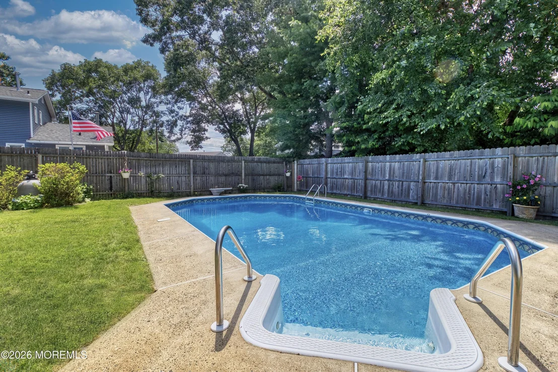 Photo of 111 Poplar Way