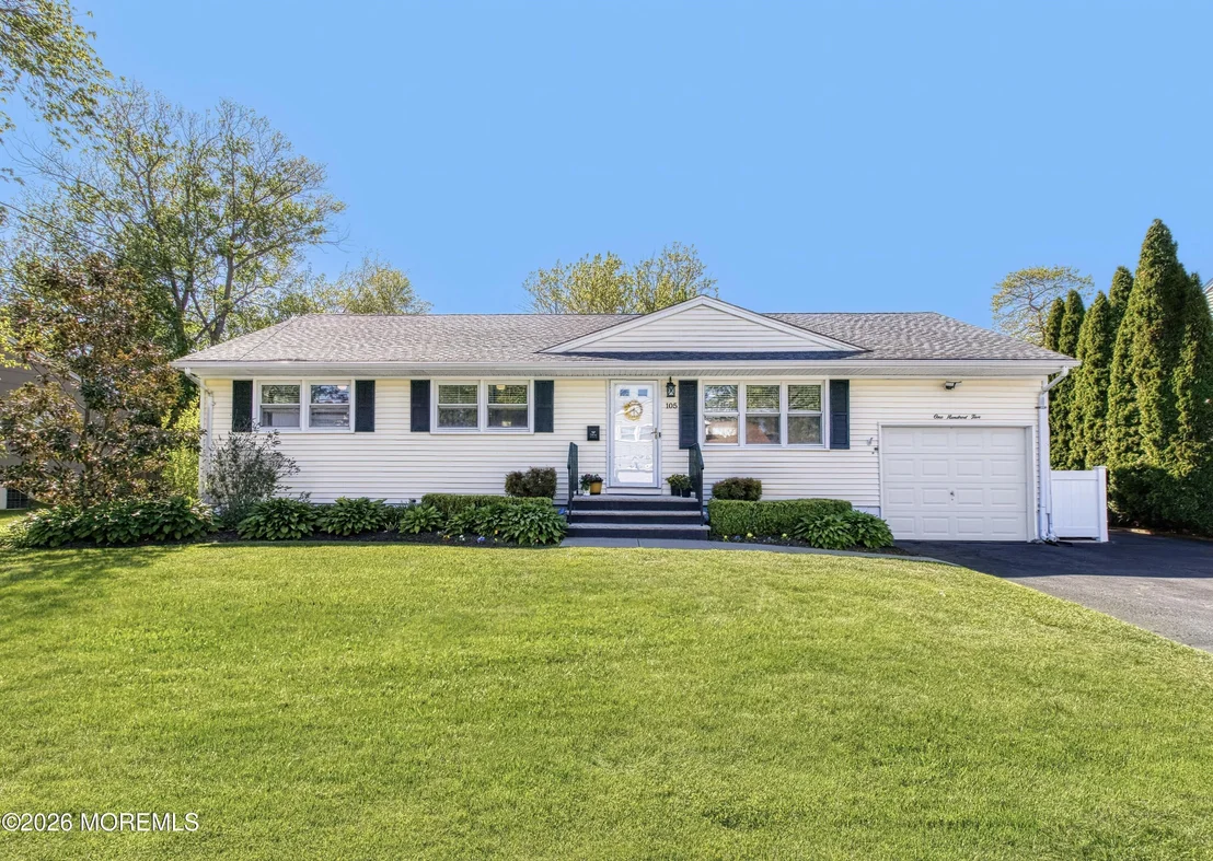 Photo of 105 Cranbury Road