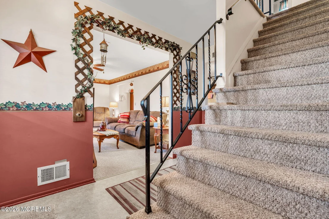 Photo of 641 Seventh Avenue