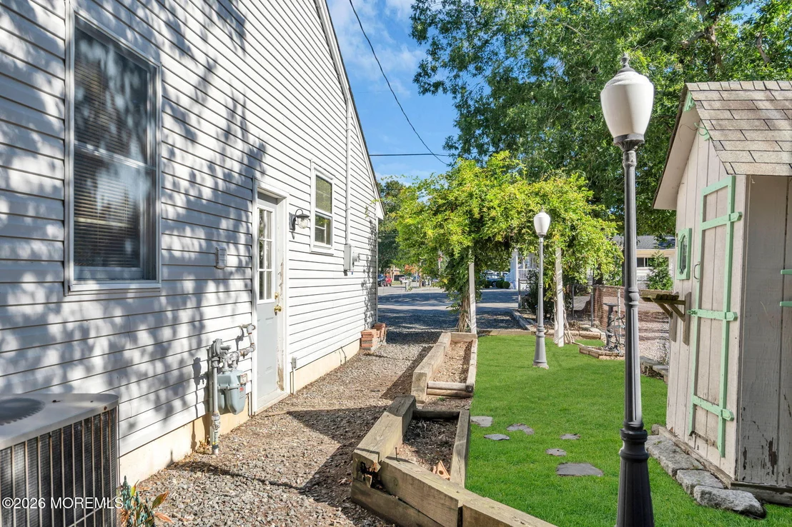 Photo of 141 Sunset Drive
