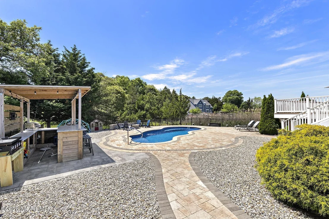 Photo of 40 Overlook Drive