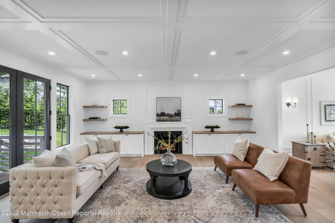 Photo of 376 Orenda Circle