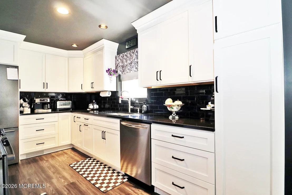 Photo of 8 Keelson Drive