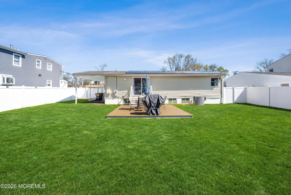 Photo of 27 Lafayette Drive