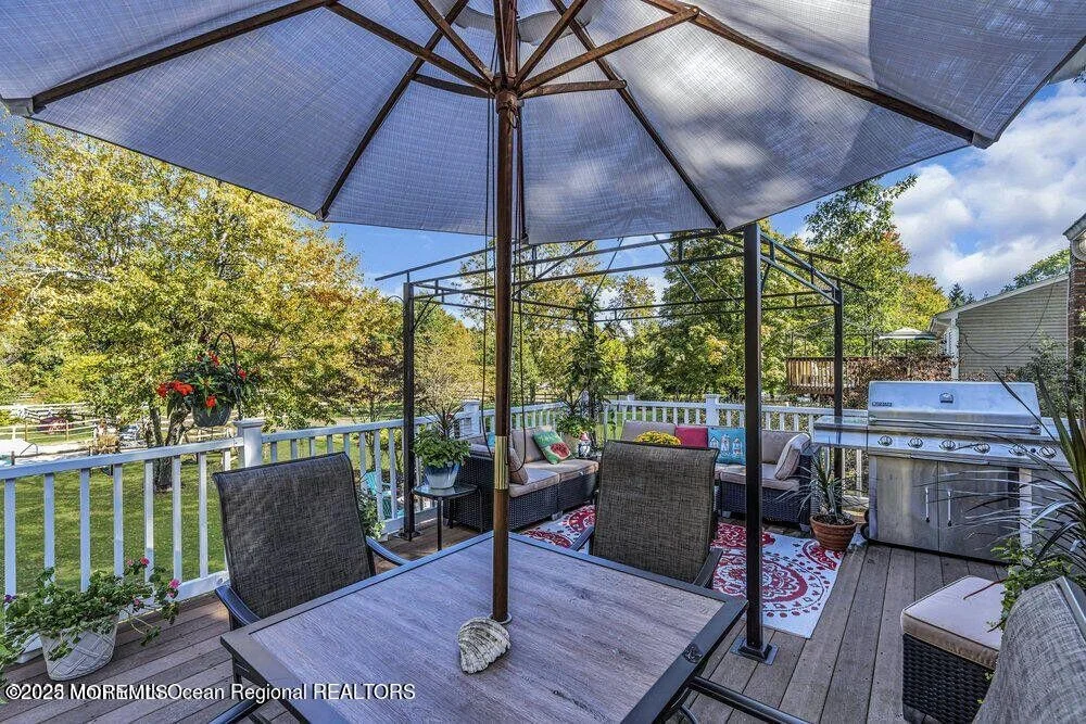 Photo of 541 Frank Applegate Road