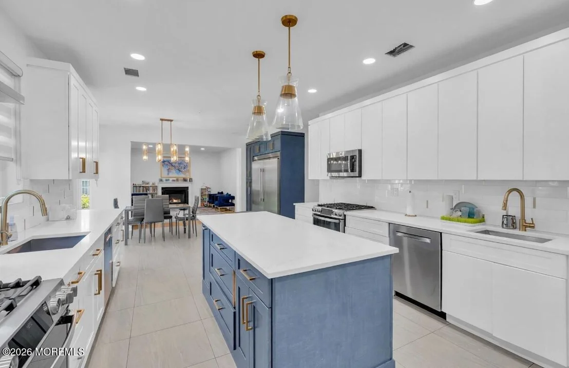 Photo of 2391 Forest Circle