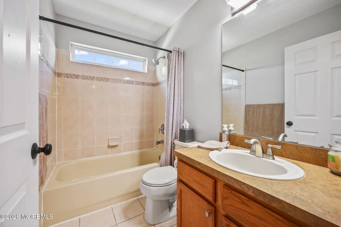 Photo of 389 Fordham Place
