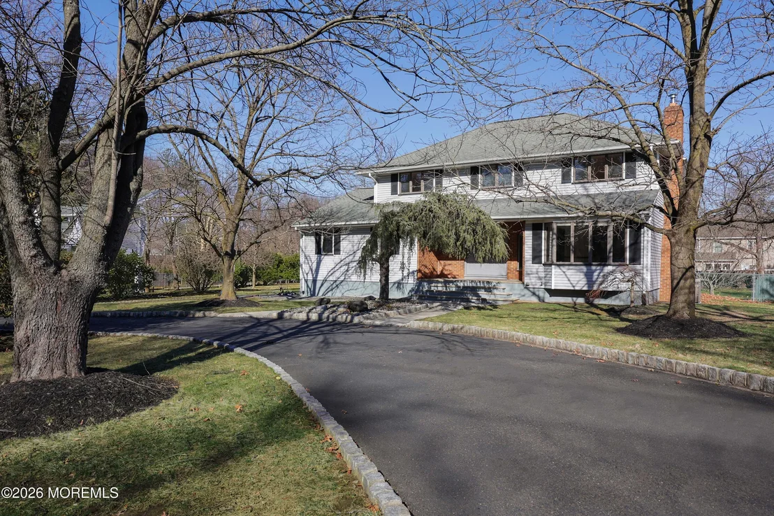 Photo of 463 Cottrell Road