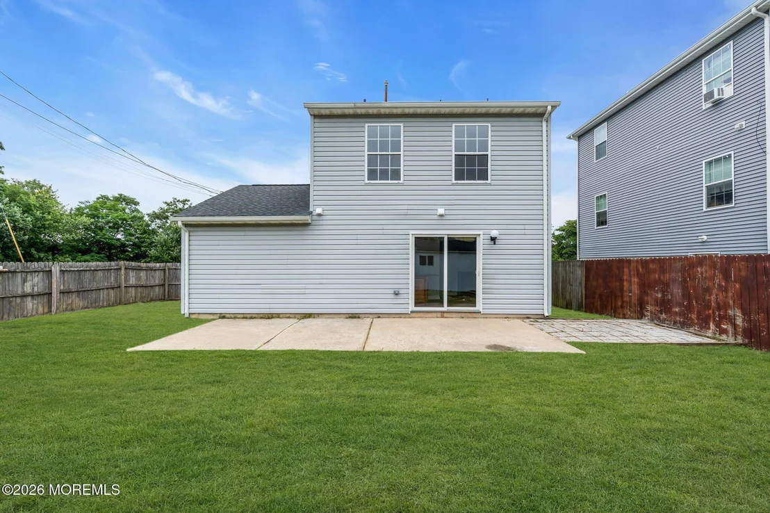 Photo of 610 Bayview Avenue