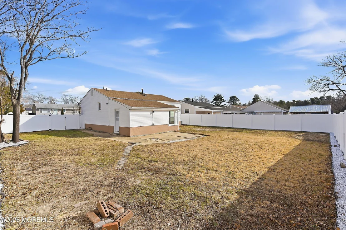 Photo of 23 Bucknell Drive