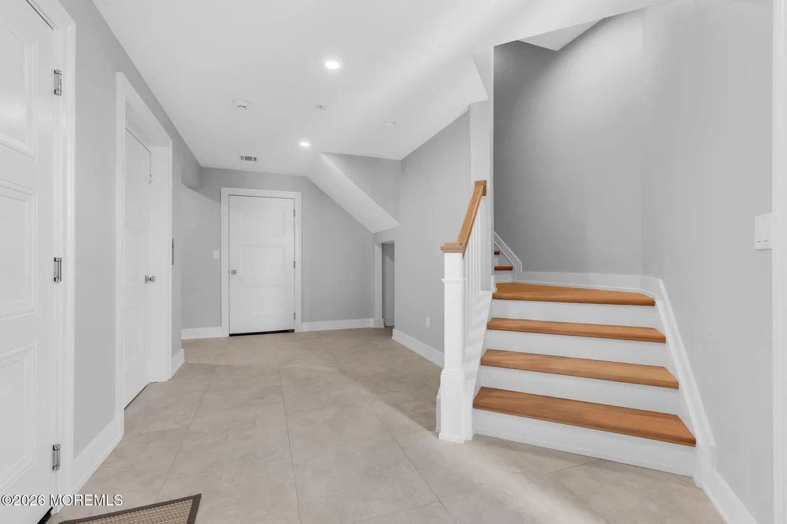 Photo of 153 Pershing Boulevard