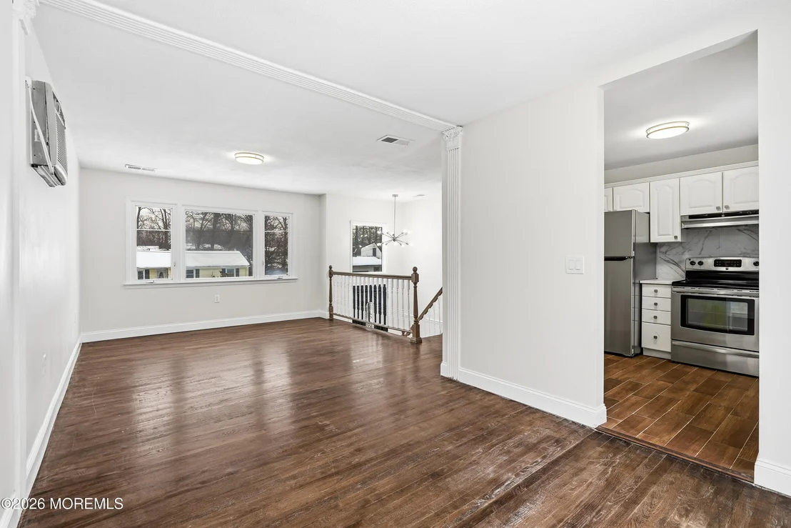 Photo of 16 Crest Road