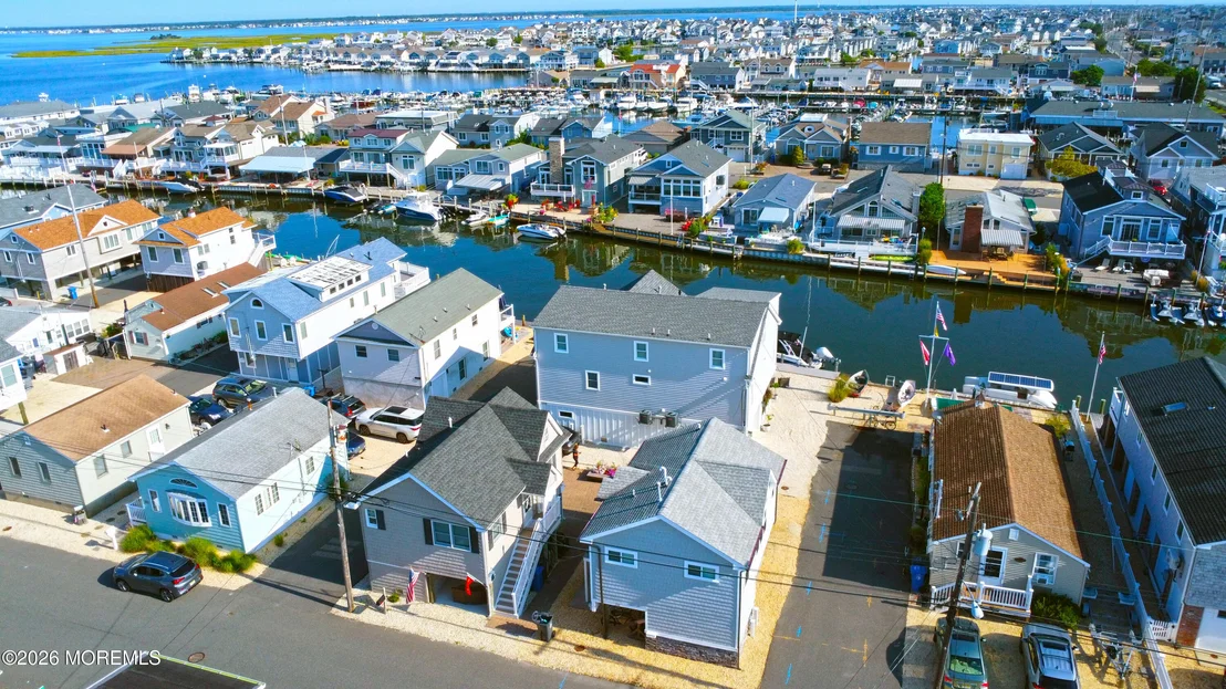 Photo of 210 Harbor Drive