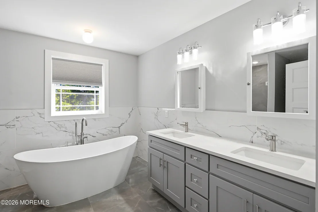 Photo of 295 Coolidge Avenue