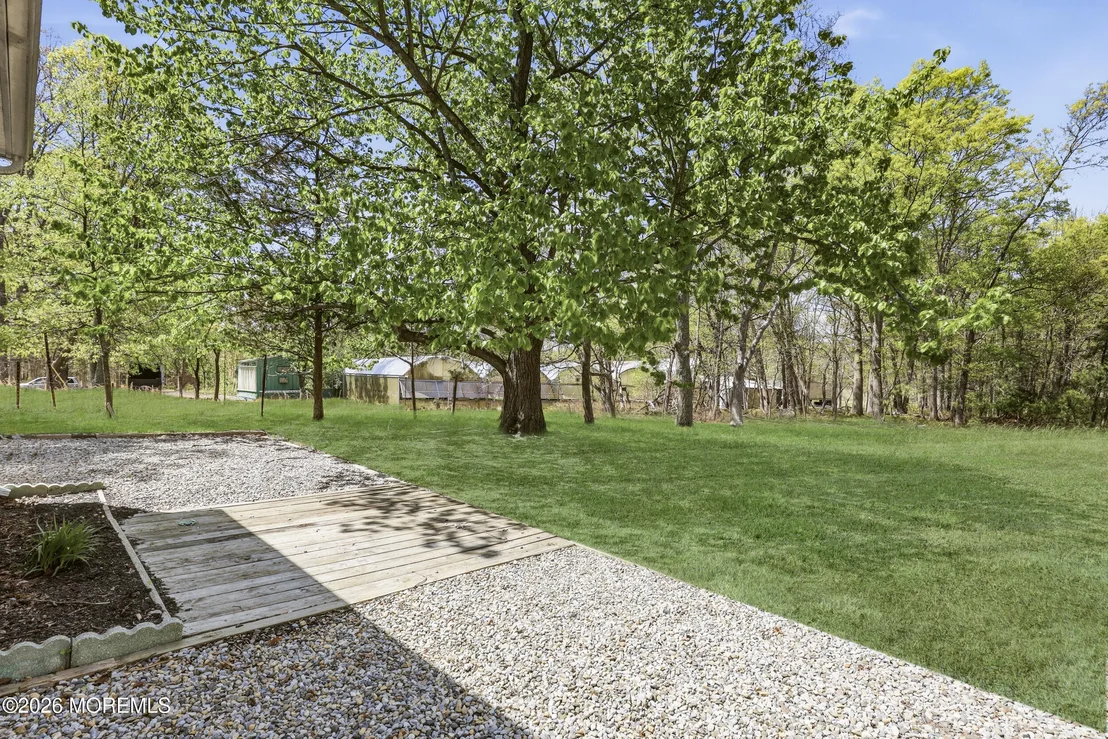 Photo of 517 Newtons Corner Road