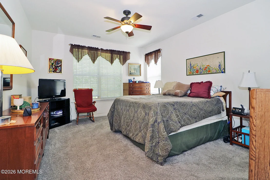 Photo of 27 Vineyard Way