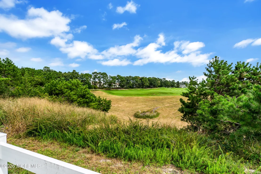Photo of 4 Bay Head Court