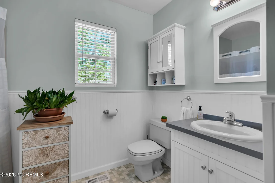 Photo of 352 Cedar Drive