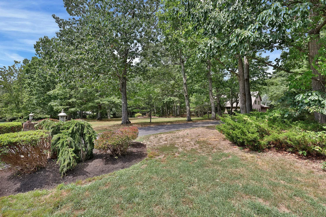 Photo of 2114 Shadowbrook Drive