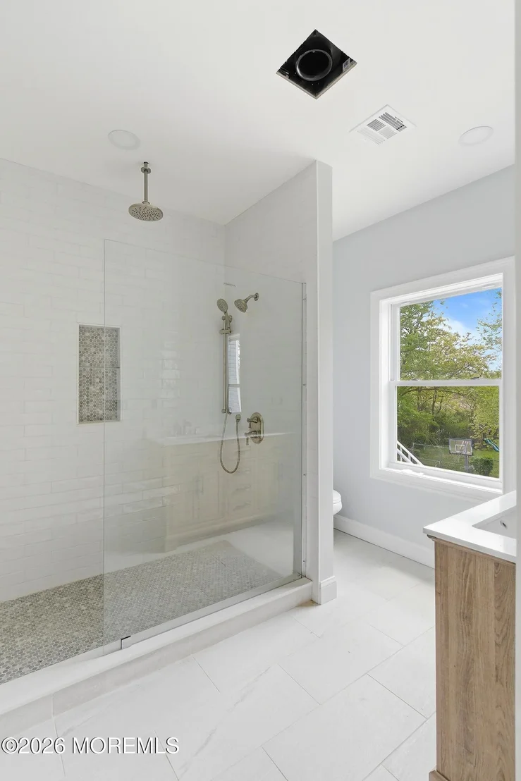 Photo of 427 Central Avenue