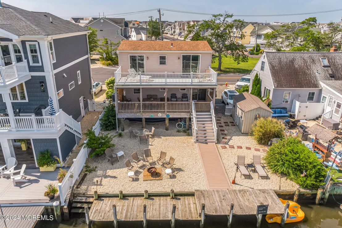 Photo of 112 Morris Boulevard