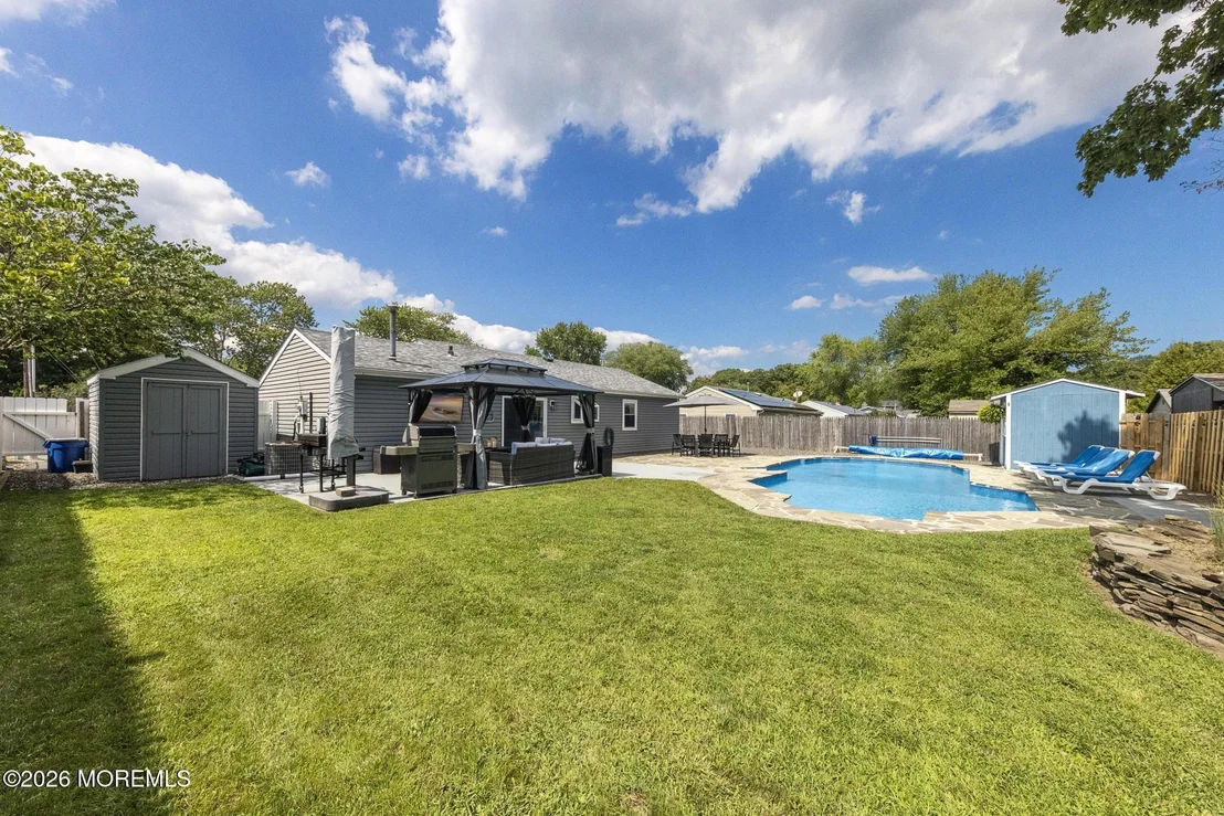 Photo of 302 8th Street