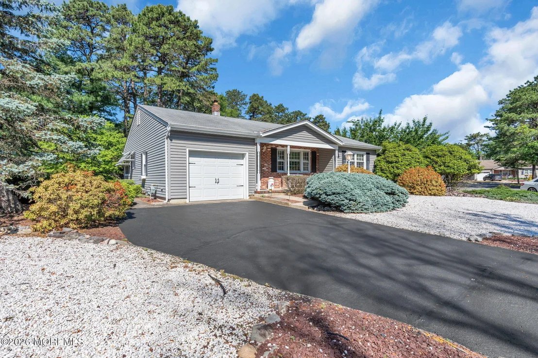 Photo of 31 Millbrook Court