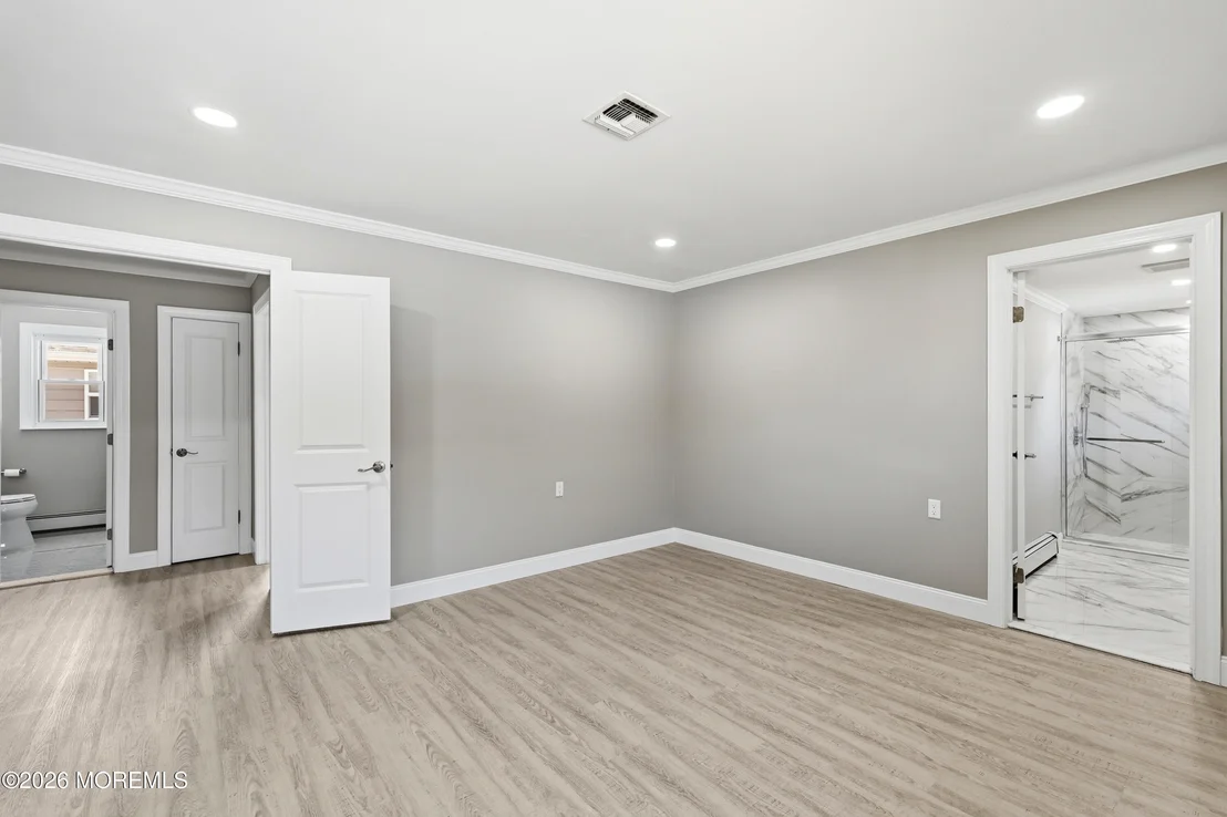 Photo of 429 Saint Thomas Drive