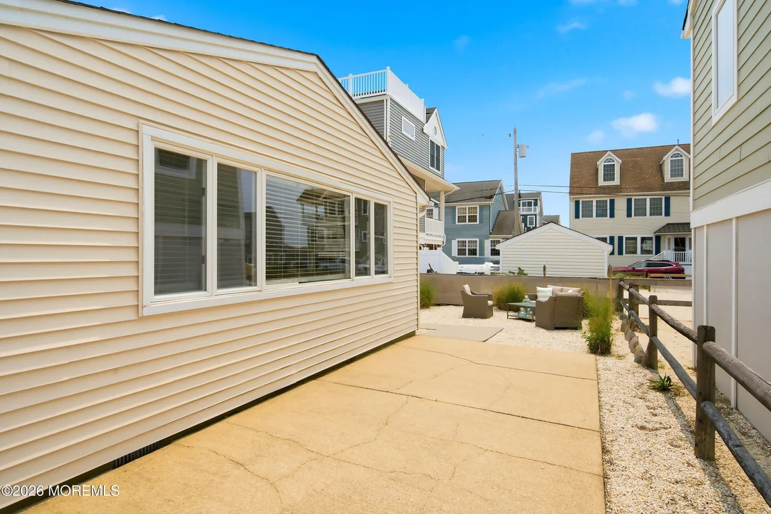 Photo of 265 Ocean Bay Boulevard
