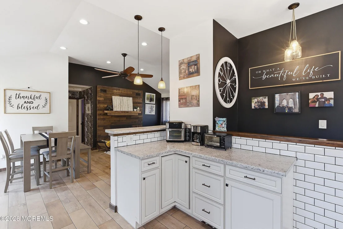 Photo of 241 New Central Avenue