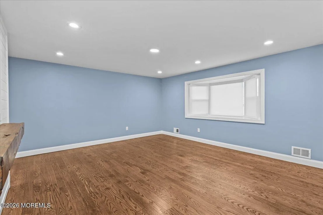 Photo of 443 Bennetts Mills Road