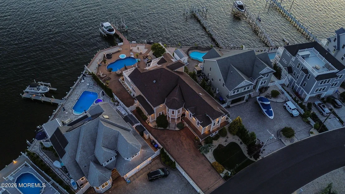 Photo of 531 Bayview Drive