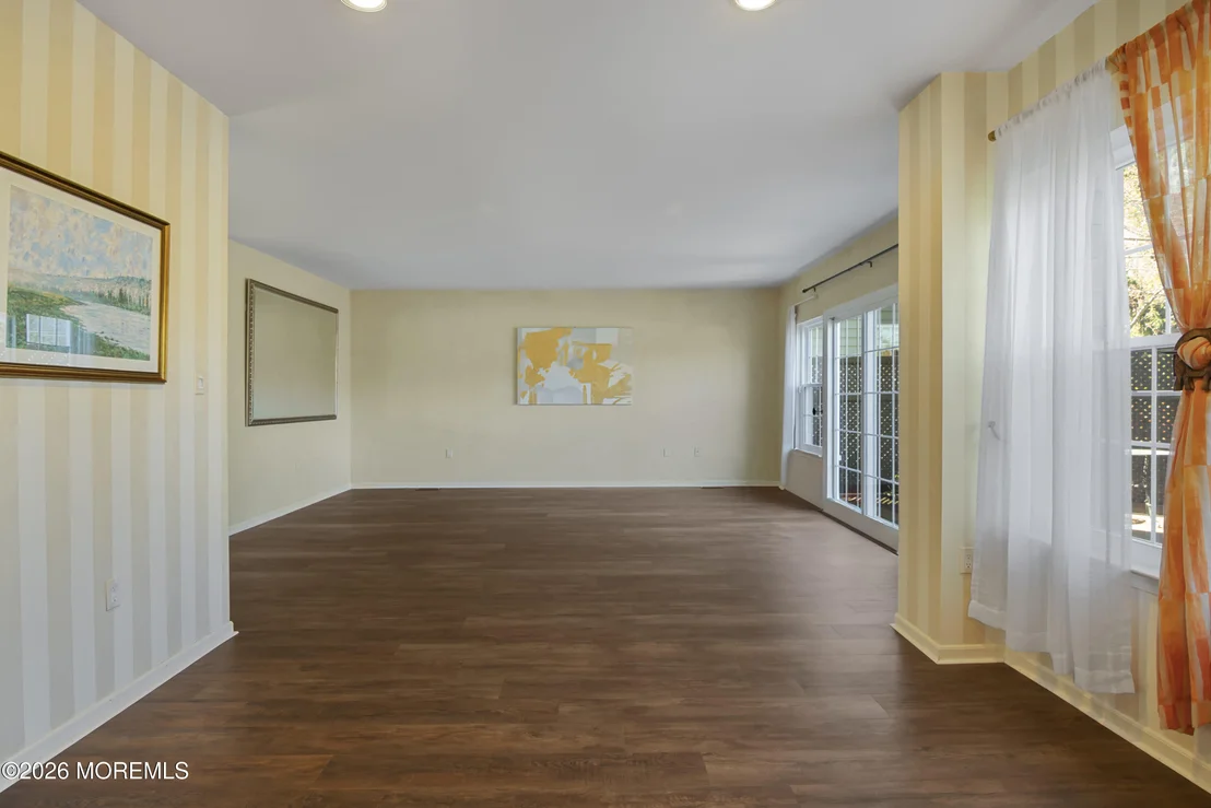 Photo of 22 Fairway Boulevard