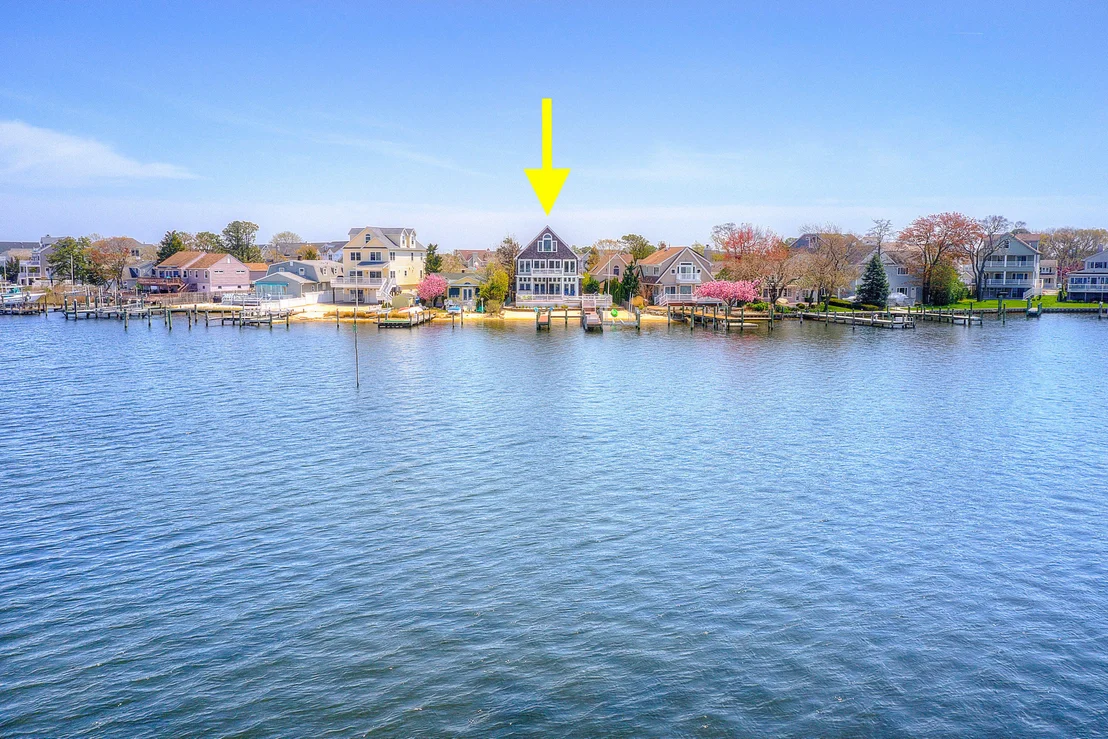 Photo of 770 North Drive