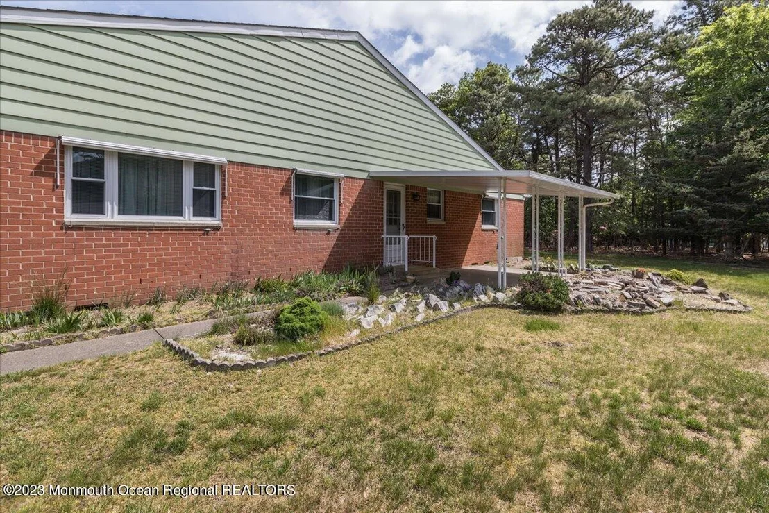 Photo of 12 B Franklin Lane