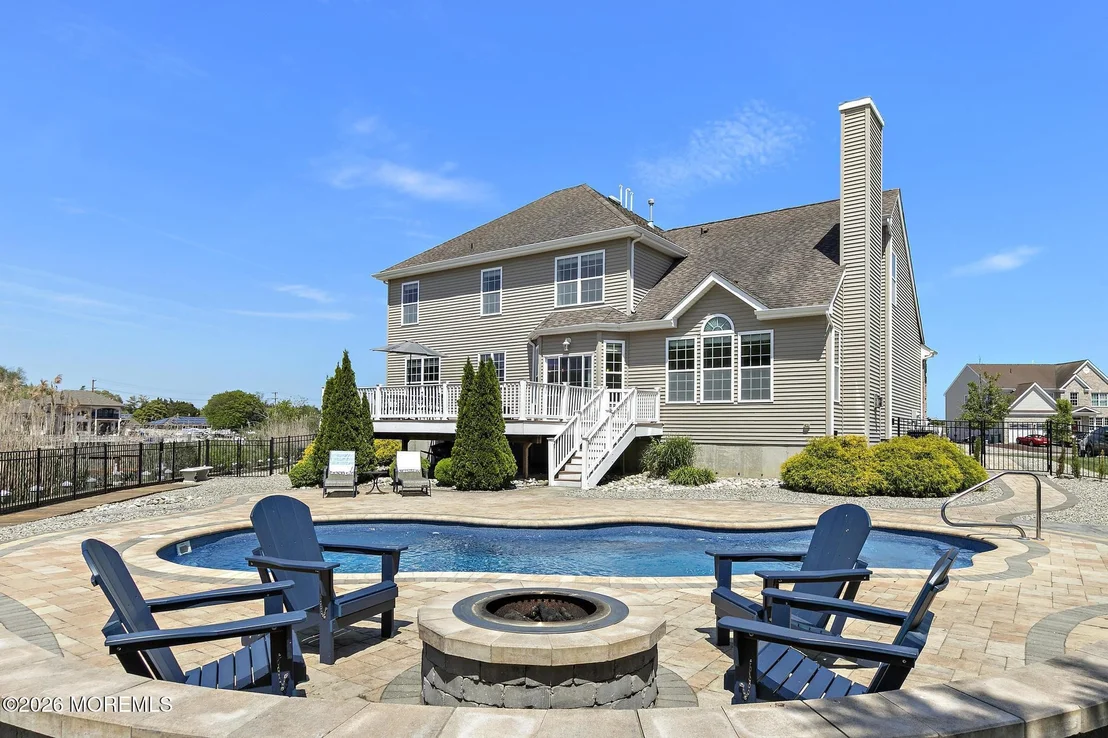 Photo of 40 Overlook Drive