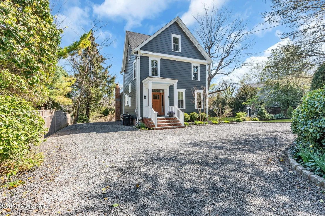 Photo of 531 Locust Point Road
