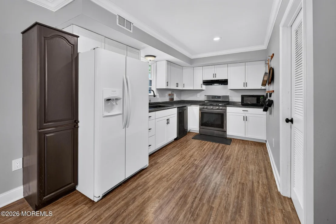 Photo of 370 Elm Lane
