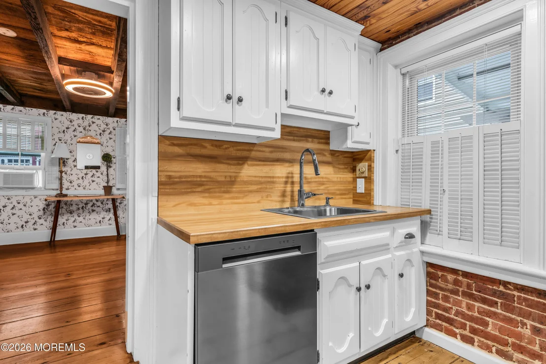 Photo of 72 1st Street