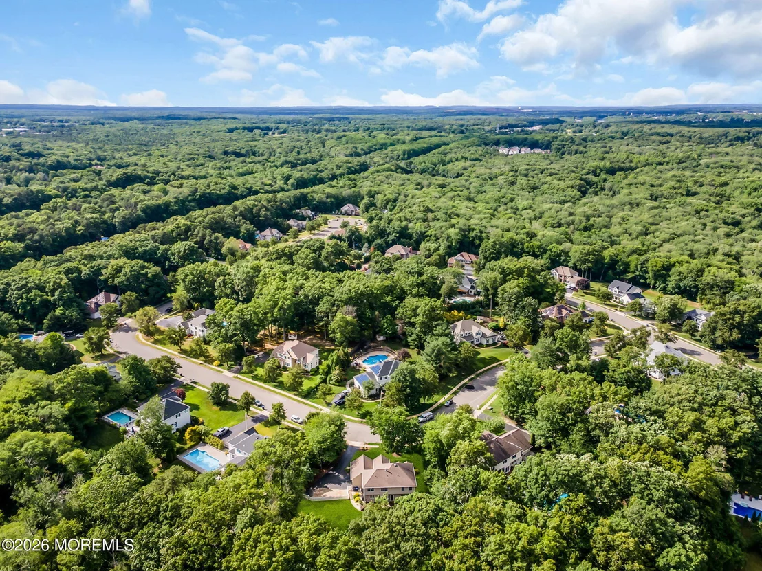 Photo of 2093 Overbrook Drive
